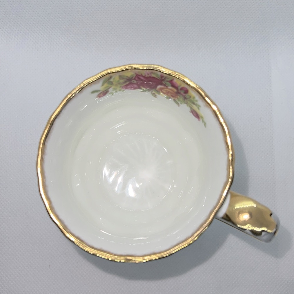 ROYAL ALBERT MUG 25th ANNIVERSARY A CELEBRATION OF THE OLD COUNTRY ROSES GARDEN - Picture 7 of 11